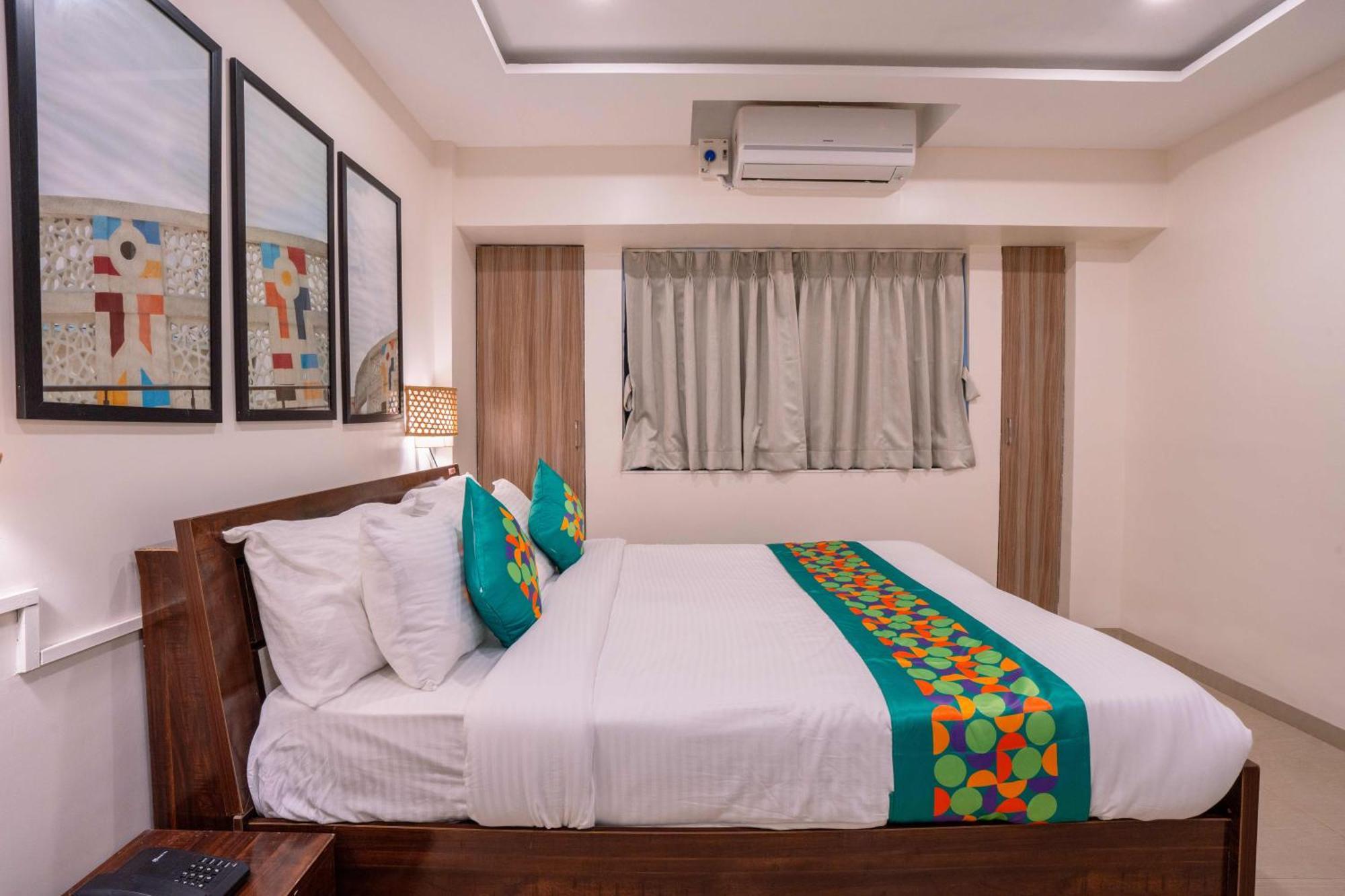 Treebo Royal Comfort Atithi Pune Zewnętrze zdjęcie